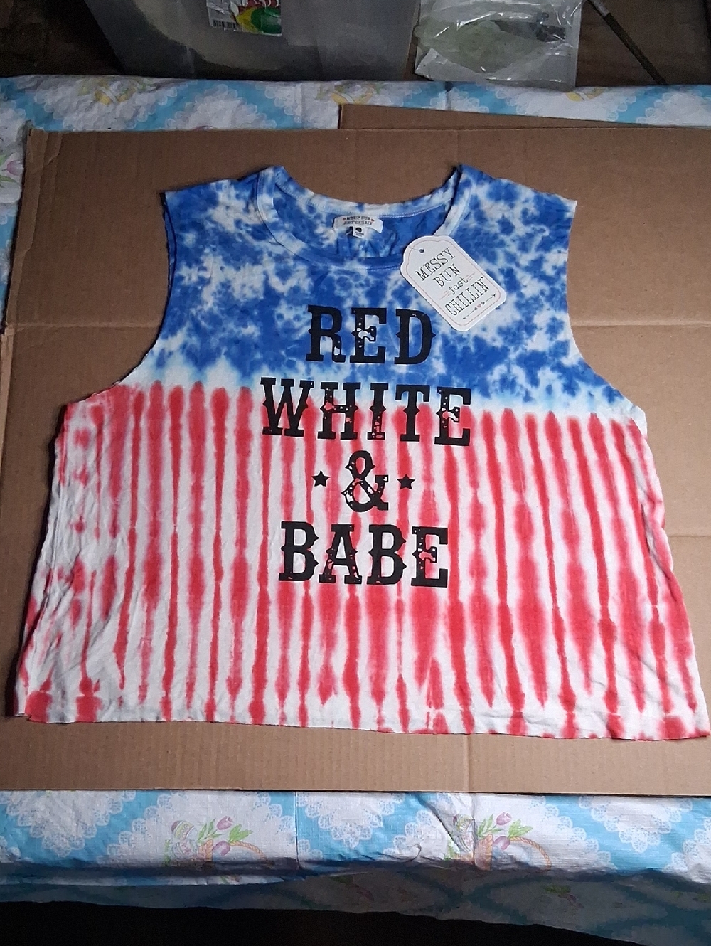 Messy Bun Just Chillin Red White & Babe Tie-Dye Tank Size L NWT